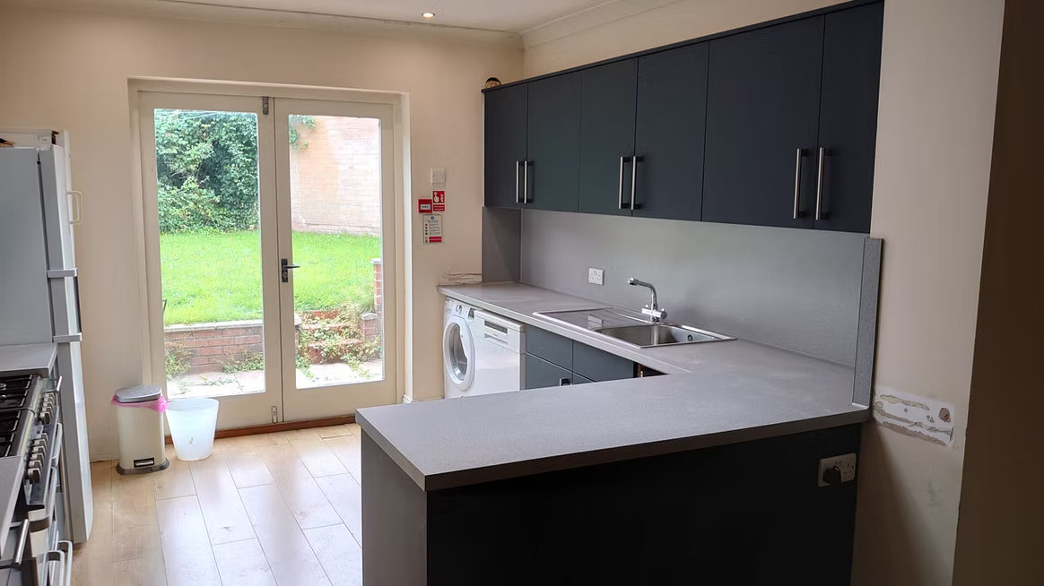 6 Millfield Ave, York YO10 3AB